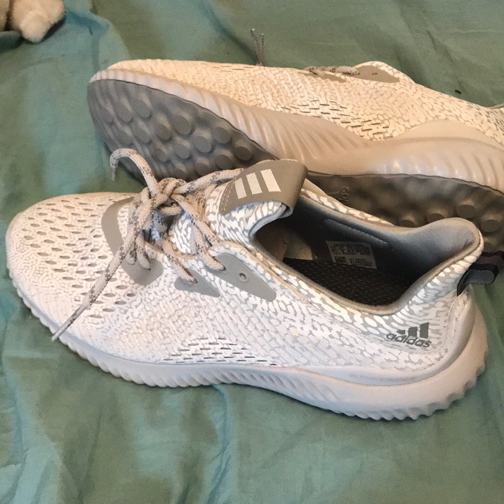 New, never worn, adidas bounce shoes